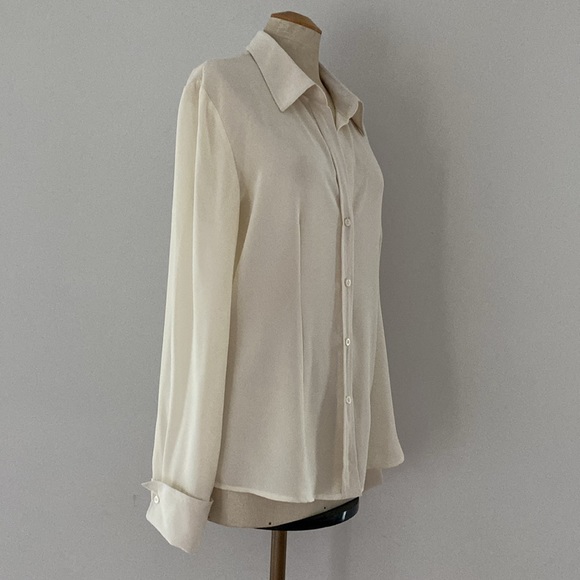 NEW YORK & COMPANY cream button down w/ French cuffs and pointed collar. L - Picture 3 of 8